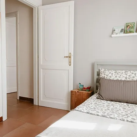 Casa Mutrecu Holiday home