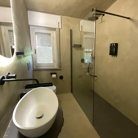 Casa Mutrecu * أروسييْ